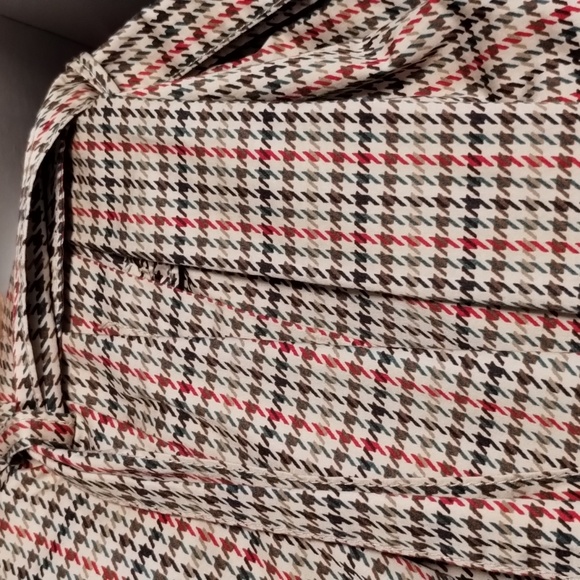 Cabi Trench Coat - Picture 9 of 11